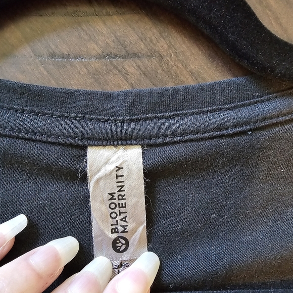 Bloom Maternity - Growing A Little Pumpkin - Maternity Scoop Neck T-Shirt,  L - Picture 3 of 8